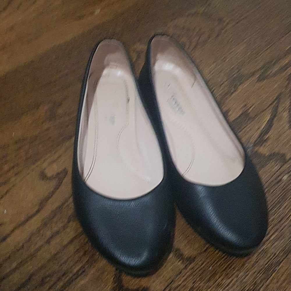 Black flats